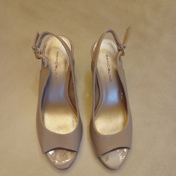 BANDOLINO Sling Back Peep Toe Dress Heels Shiny Patent Pumps Camel Tan-Beige 7 M - Picture 9 of 10
